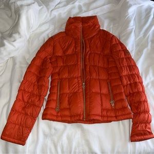 Michael Kors packable down-filled puffer jacket. size small. Color Orange